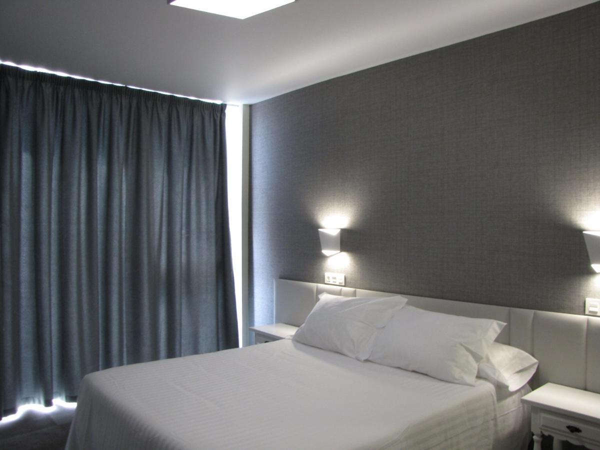 Hotel Ton Sanxenxo Esterno foto